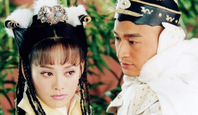 祖母孝庄太后的棺椁，康熙为何放了37年不肯下葬