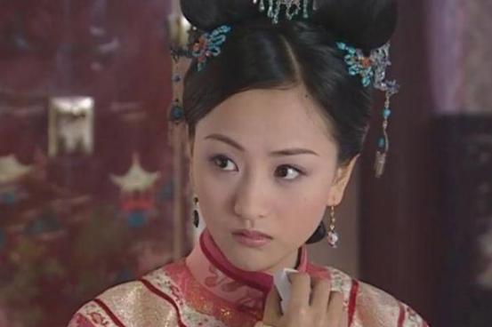 康熙的生母默默无闻，为何只当了一年皇太后