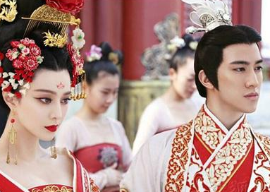 武则天登上帝位建立周朝后，为何只维持了十五年