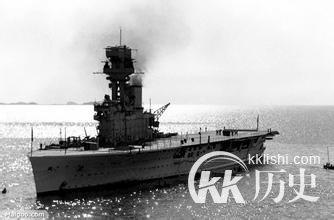 中国军官亲历美航母 起降体验逮捕着舰
