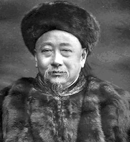 晚清第一个使用电话的人是谁