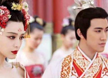 李治身为皇帝，看着武则天一步步掌权是什么样的心理