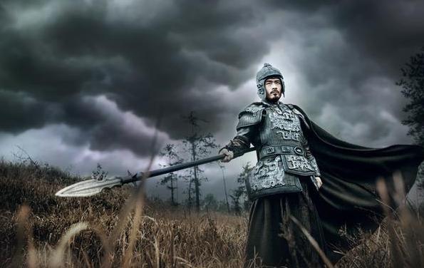 “战神”白起,横空出世的他,为何能在30年间屠掉六国百万大军?