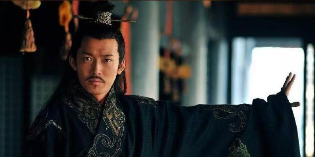 孙权称帝时,追封父亲孙坚为皇帝,为何却不追封哥哥孙策为皇帝?