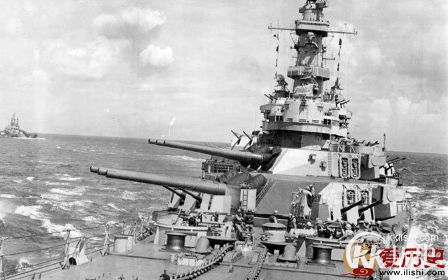 鼠目寸光！日本为何不与希特勒夹击苏联
