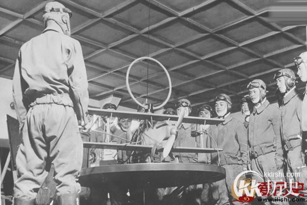 鼠目寸光！日本为何不与希特勒夹击苏联
