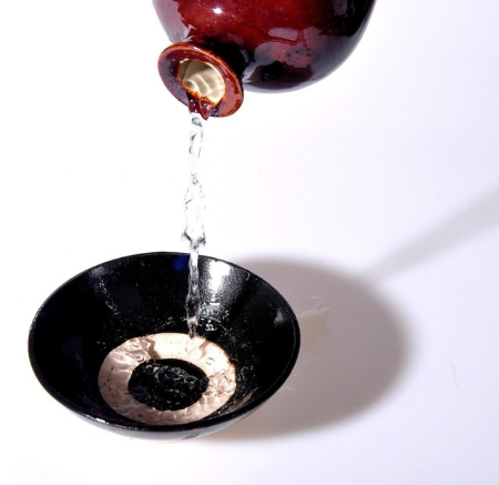 清朝的康雍乾三位皇帝分别喜欢喝什么酒