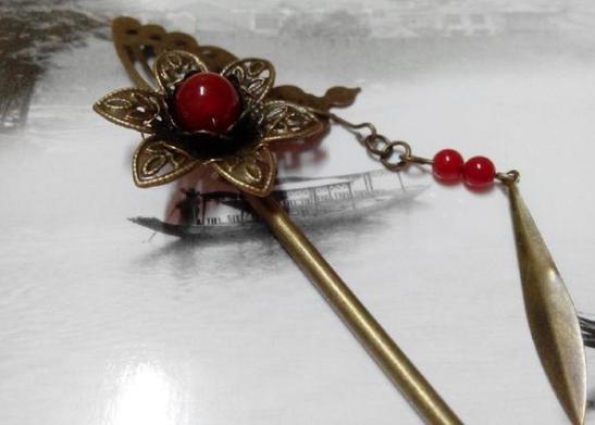 古代女子成年称为及笄,“笄”又是何物