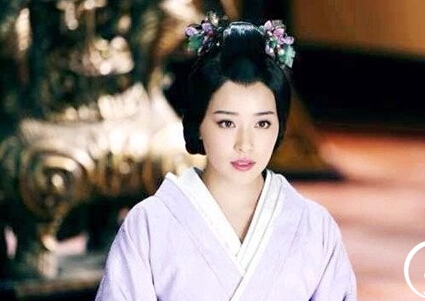 电视剧《云中歌》中的霍怜儿是谁演的？