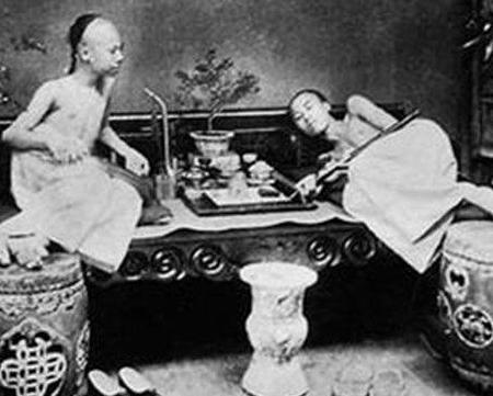 清朝末期为何会鸦片泛滥成灾呢 原因出在什么地方呢