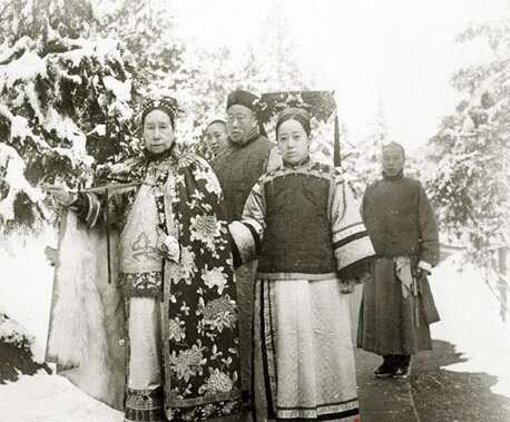 清末慈安太后暴死迷案  疑是慈禧太后下毒致死