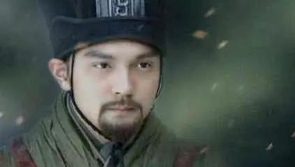 历史上的郭嘉厉害到什么程度 更像披着个谋士皮的预言家