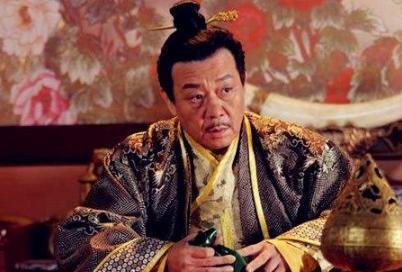 此猛将以五百人，破其国，擒其主！那么他是谁