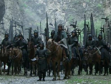 三国时期诸葛亮为了克制骑兵发明的哪三种武器