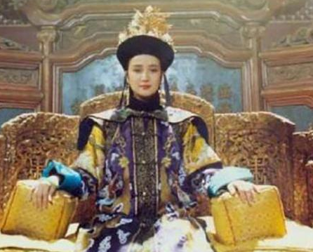 慈安太后没有一儿半女为何能压制慈禧30年 知道正妻和小妾的关系吗