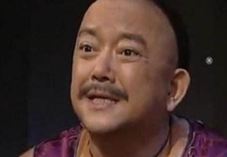 刘墉穿反衣服和珅为何会损失十万两 刘墉到底做了什么事情