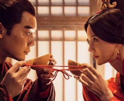 甄姬和曹植之间是什么关系 两人仅仅是叔嫂关系那么简单吗