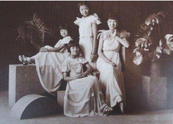 她连生四女主动为丈夫纳妾，最后丈夫却赶走四个小妾