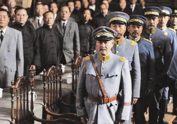 她连生四女主动为丈夫纳妾，最后丈夫却赶走四个小妾