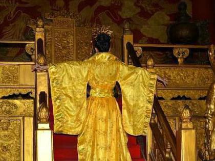 除了武则天外 她才是中国历史上的第一位女皇帝