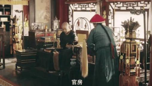 紫禁城真的没有烟囱没有厕所