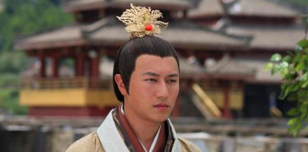 一位善于隐忍的皇帝,同时也是一个“小气”的皇帝,竟修补龙袍?