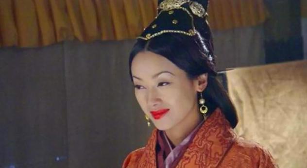 一位善于隐忍的皇帝,同时也是一个“小气”的皇帝,竟修补龙袍?