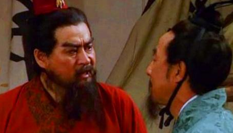 三国时期最坑主公的谋士 谁当他主公谁就要灭亡