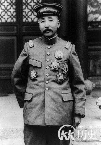 张作霖的参谋长是谁 张作霖参谋长杨宇霆简介