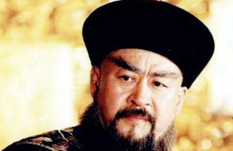 鳌拜辅佐了三朝皇帝为何康熙要拿下他