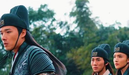 朱元璋杀的第一个功臣,虽有免死金牌但却难逃死劫,怪就怪他穿错了衣服?