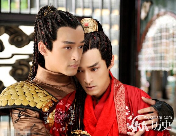 《轩辕剑》里的宇文拓与北周武帝宇文邕有何关系?