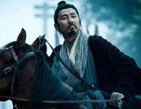 刘邦既然防备萧何 为何还要给他首功呢