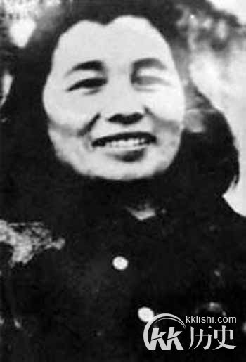 红军唯一女将领:陈赓许世友曾是她部属