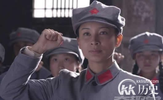 红军唯一女将领:陈赓许世友曾是她部属