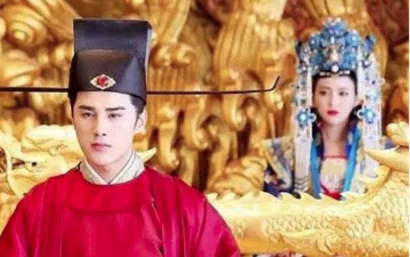 丈夫把妻子卖给王爷,15年后她成为皇后