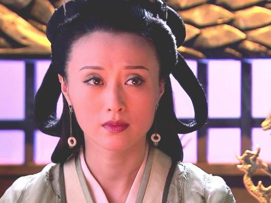 历史上第一个临朝称制的女性是谁