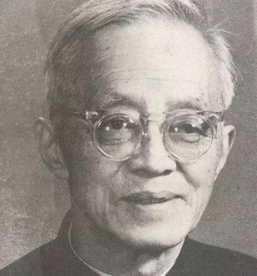 卞之琳曾苦追张充和十年，她嫁外国人一生无子无女