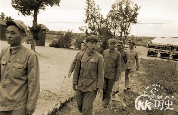 隐藏几十年真相：180师在朝鲜全军覆灭内幕
