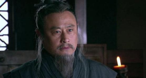 因看到老鼠吃东西得到启发，李斯成为秦朝著名丞相