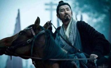 曹操杀死的第一功臣是谁