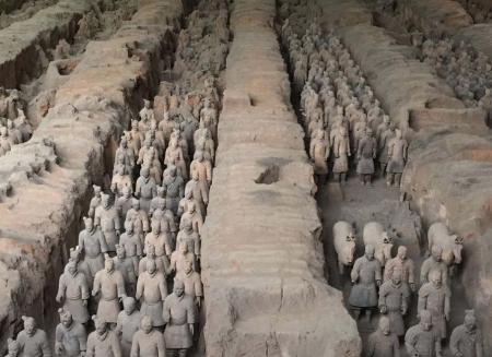 兵马俑最特殊的脸 仅存在45秒就消失了