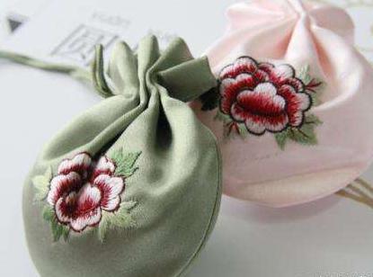 古代男子到底有多爱美呢 他们都用什么配饰呢