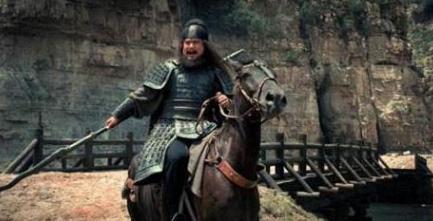 吕布骑的赤兔马，那你知道张飞骑的是什么马吗