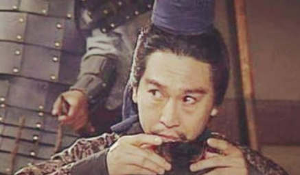 李儒作为西凉集团的军师，为何没能彻底发挥自己的作用