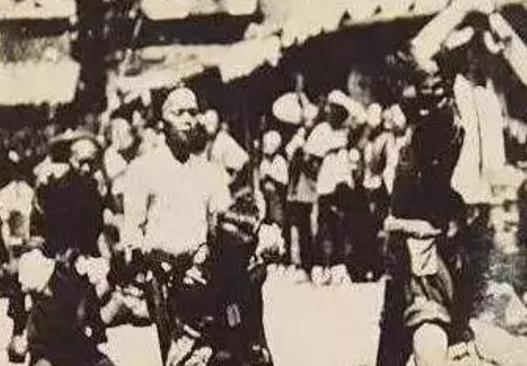 谭嗣同死刑前说了一句话,让刽子手颤抖不止