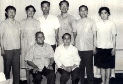 何长工&mdash;&mdash;害怕人民群众的人当不了好官