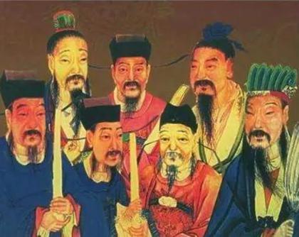 徐文远教出5个弟子，一个一个地造反，使王朝走向灭亡