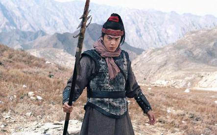 史上从未打过败仗的3大名将,一人被小人害死,一人被一女人杀害