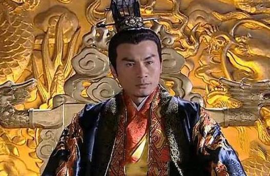 此皇帝统治期间国泰民安，可他仍成亡国之君，最终被老百姓害死